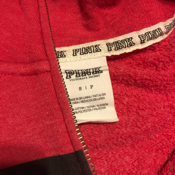 ❌ SOLD ❌ Victoria Secret Pull Over - Picture 6 of 7